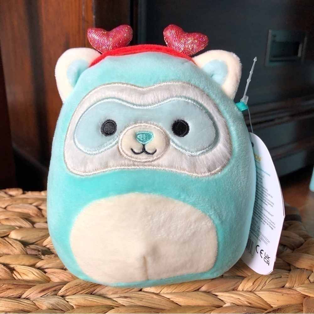 Squishmallows Anneli the Ferret Valentine’s Day, First to print, 5”